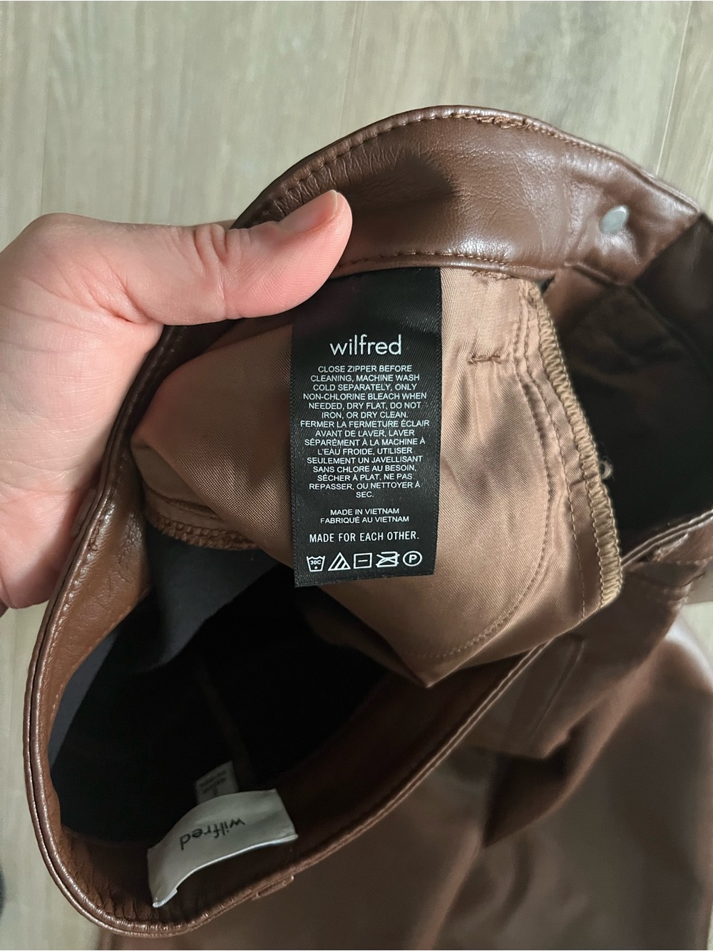 NWT Aritzia Wilfred Women’s The Melina Pant Cognac - Size 2 - Picture 6 of 8
